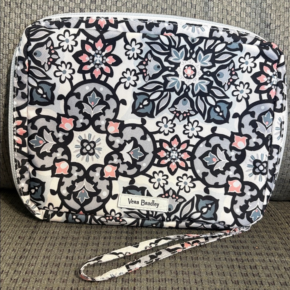 Vera Bradley Floral Wipes organizer in Black, White, Gray & Pink